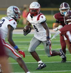 Youngstown holds on to beat Boardman in school debut